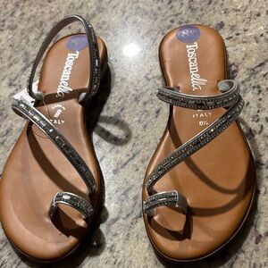 Silver Embellished Strappy Toe-Ring Sandals - Silver